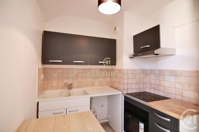 Appartement F2 &agrave; louer - 2 pi&egrave;ces - 36,15 m2 - Bussy St Georges - 77 - ILE-DE-FRANCE