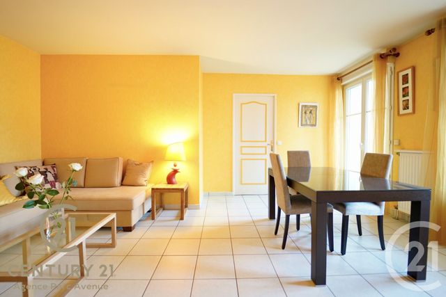 Appartement F3 &agrave; vendre - 3 pi&egrave;ces - 57,29 m2 - Bussy St Georges - 77 - ILE-DE-FRANCE