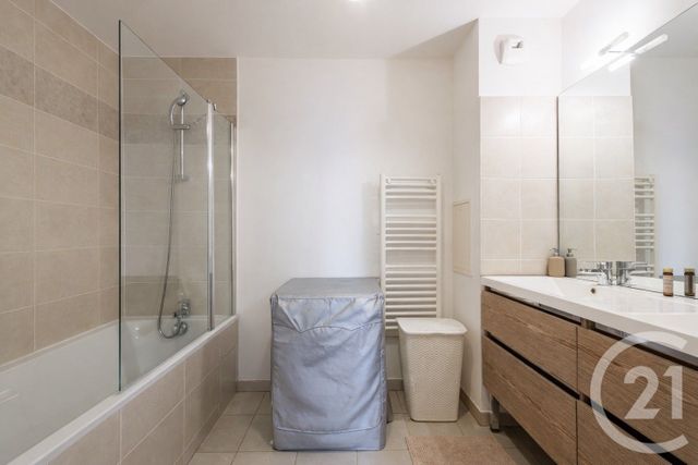 Appartement F3 &agrave; louer - 3 pi&egrave;ces - 60,60 m2 - Montevrain - 77 - ILE-DE-FRANCE