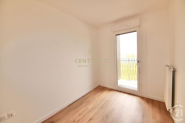 Appartement F3 &agrave; louer - 3 pi&egrave;ces - 58,15 m2 - Bussy St Georges - 77 - ILE-DE-FRANCE