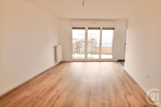 Appartement F3 &agrave; louer - 3 pi&egrave;ces - 58,15 m2 - Bussy St Georges - 77 - ILE-DE-FRANCE