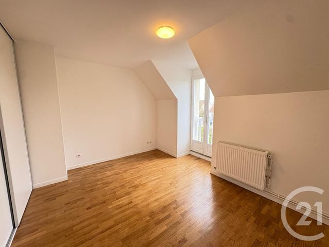 Maison &agrave; louer - 5 pi&egrave;ces - 116 m2 - Chanteloup En Brie - 77 - ILE-DE-FRANCE