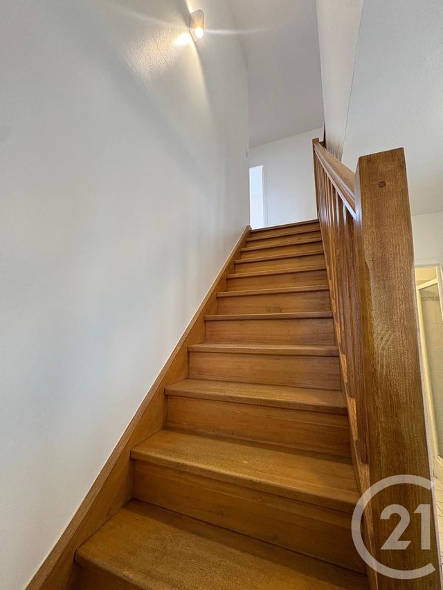 Maison &agrave; louer - 5 pi&egrave;ces - 116 m2 - Chanteloup En Brie - 77 - ILE-DE-FRANCE