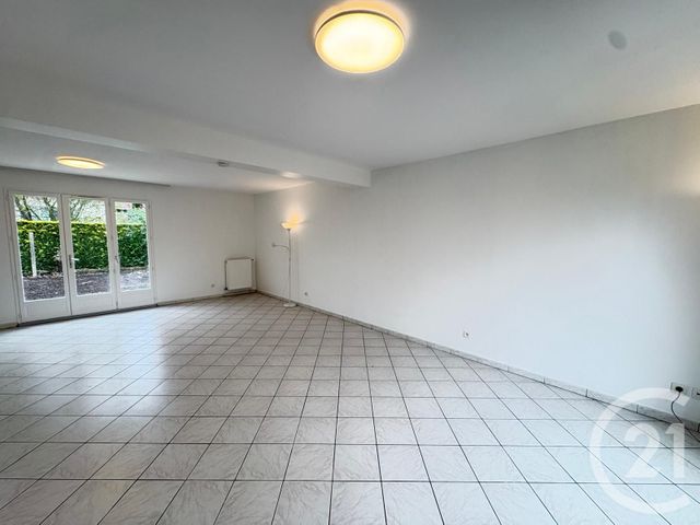 Maison &agrave; louer - 5 pi&egrave;ces - 116 m2 - Chanteloup En Brie - 77 - ILE-DE-FRANCE