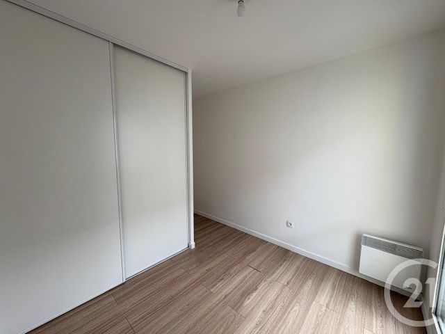 Appartement F3 &agrave; louer - 3 pi&egrave;ces - 73,30 m2 - Bussy St Georges - 77 - ILE-DE-FRANCE