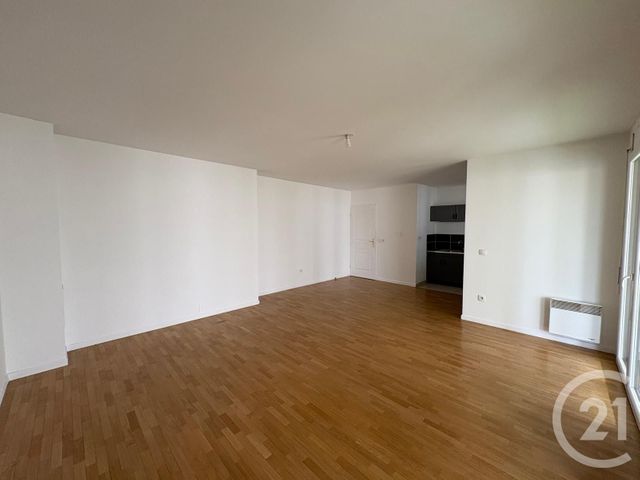 Appartement F3 &agrave; louer - 3 pi&egrave;ces - 73,30 m2 - Bussy St Georges - 77 - ILE-DE-FRANCE