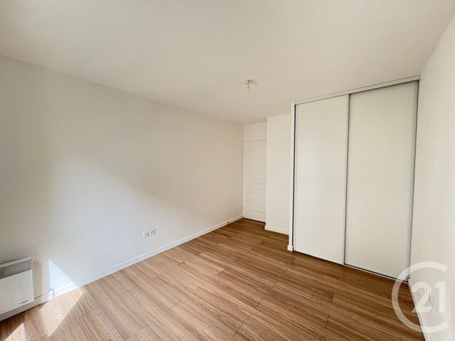 Appartement F3 &agrave; louer - 3 pi&egrave;ces - 73,30 m2 - Bussy St Georges - 77 - ILE-DE-FRANCE