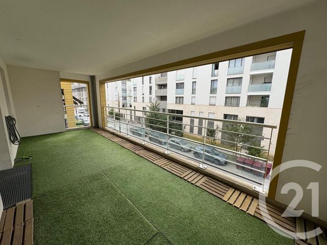 Appartement F3 &agrave; louer - 3 pi&egrave;ces - 73,30 m2 - Bussy St Georges - 77 - ILE-DE-FRANCE