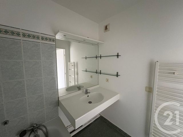 Appartement F4 &agrave; vendre - 4 pi&egrave;ces - 84 m2 - Serris - 77 - ILE-DE-FRANCE