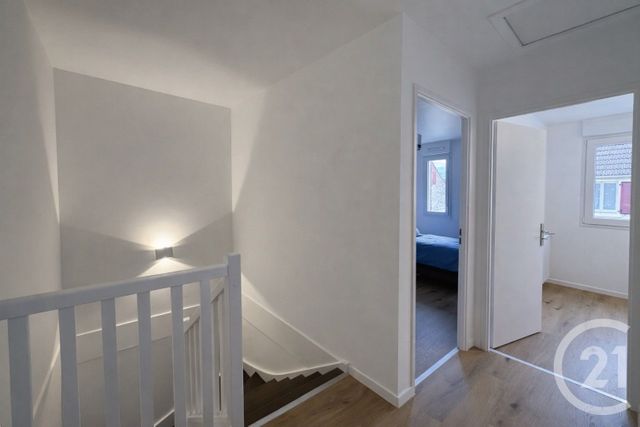 Appartement F5 &agrave; vendre - 5 pi&egrave;ces - 94,72 m2 - Serris - 77 - ILE-DE-FRANCE