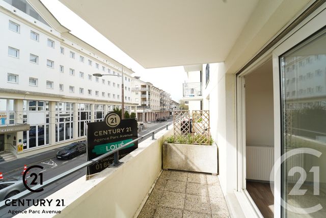 Appartement Studio &agrave; louer - 1 pi&egrave;ce - 20,09 m2 - Bussy St Georges - 77 - ILE-DE-FRANCE