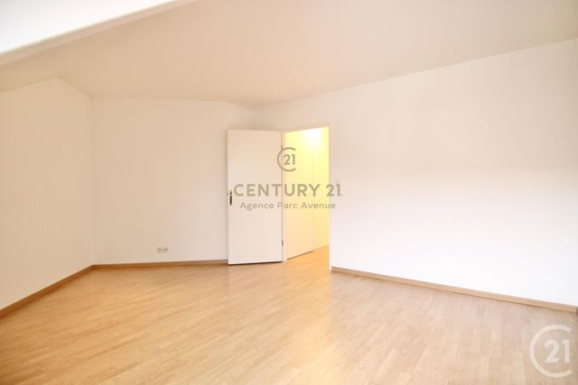 Appartement F3 &agrave; louer - 3 pi&egrave;ces - 87,49 m2 - Bussy St Georges - 77 - ILE-DE-FRANCE