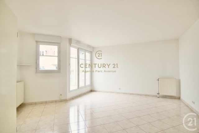 Appartement F3 &agrave; louer - 3 pi&egrave;ces - 87,49 m2 - Bussy St Georges - 77 - ILE-DE-FRANCE