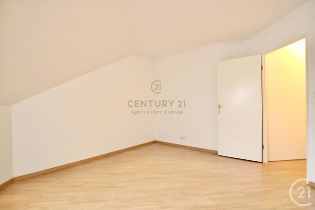 Appartement F3 &agrave; louer - 3 pi&egrave;ces - 87,49 m2 - Bussy St Georges - 77 - ILE-DE-FRANCE