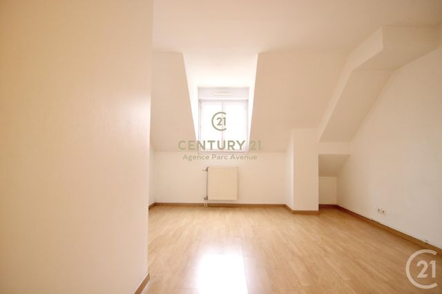 Appartement F3 &agrave; louer - 3 pi&egrave;ces - 87,49 m2 - Bussy St Georges - 77 - ILE-DE-FRANCE