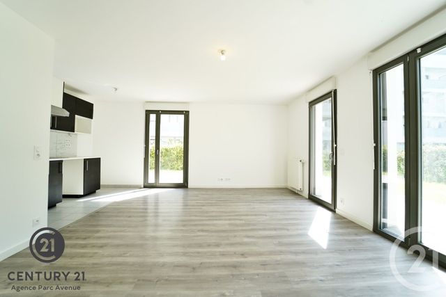 Appartement F3 &agrave; louer - 3 pi&egrave;ces - 67,03 m2 - Bussy St Georges - 77 - ILE-DE-FRANCE