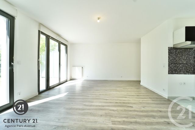 Appartement F3 &agrave; louer - 3 pi&egrave;ces - 67,03 m2 - Bussy St Georges - 77 - ILE-DE-FRANCE