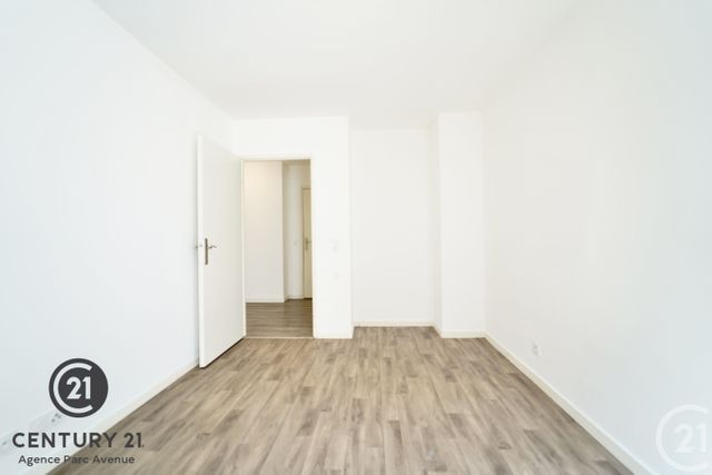 Appartement F3 &agrave; louer - 3 pi&egrave;ces - 67,03 m2 - Bussy St Georges - 77 - ILE-DE-FRANCE