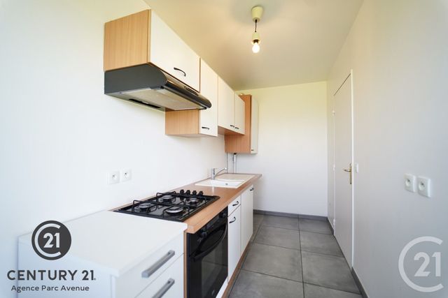 Appartement F2 &agrave; louer - 2 pi&egrave;ces - 42,48 m2 - Bussy St Georges - 77 - ILE-DE-FRANCE
