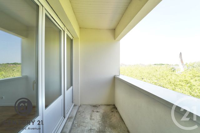 Appartement F2 &agrave; louer - 2 pi&egrave;ces - 42,48 m2 - Bussy St Georges - 77 - ILE-DE-FRANCE