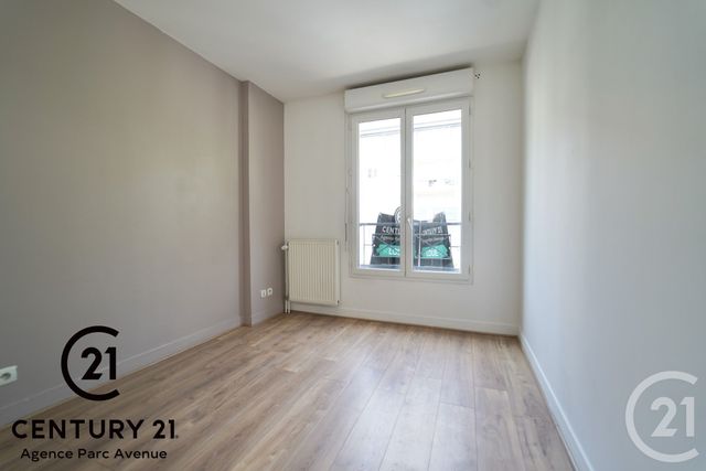 Appartement F3 &agrave; louer - 3 pi&egrave;ces - 59,85 m2 - Bussy St Georges - 77 - ILE-DE-FRANCE