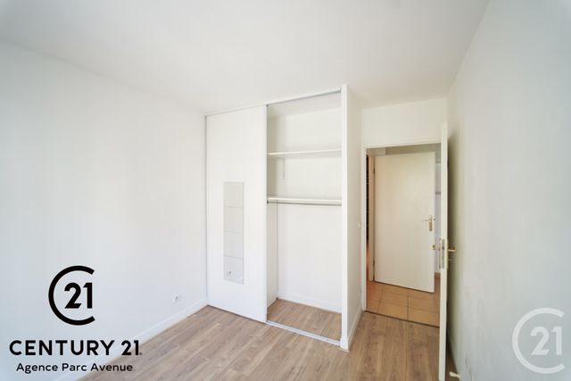 Appartement F3 &agrave; louer - 3 pi&egrave;ces - 59,85 m2 - Bussy St Georges - 77 - ILE-DE-FRANCE