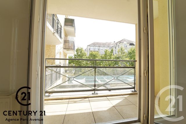 Appartement F3 &agrave; louer - 3 pi&egrave;ces - 59,85 m2 - Bussy St Georges - 77 - ILE-DE-FRANCE