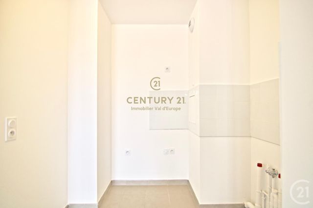Appartement F2 &agrave; louer - 2 pi&egrave;ces - 42,72 m2 - Bussy St Georges - 77 - ILE-DE-FRANCE