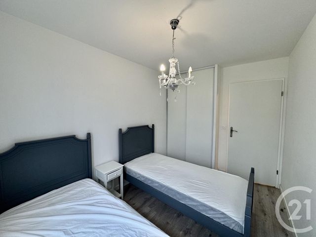 Appartement F3 &agrave; louer - 3 pi&egrave;ces - 65,60 m2 - Serris - 77 - ILE-DE-FRANCE