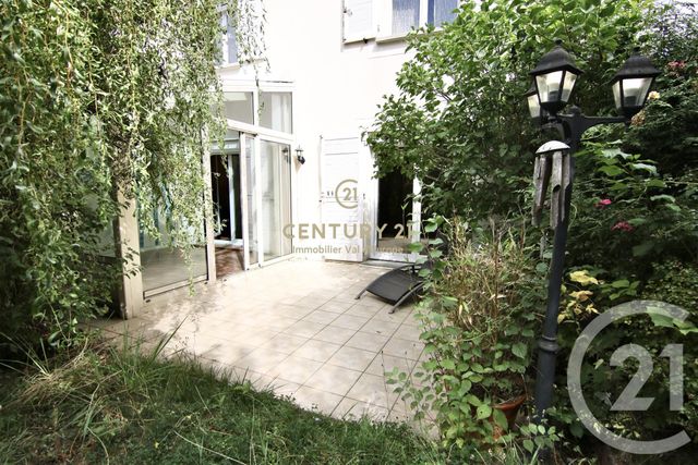 Maison &agrave; louer - 7 pi&egrave;ces - 115,19 m2 - Bussy St Georges - 77 - ILE-DE-FRANCE
