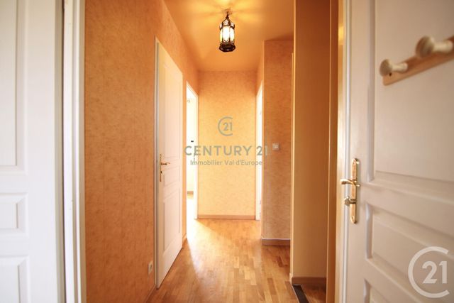 Maison &agrave; louer - 7 pi&egrave;ces - 115,19 m2 - Bussy St Georges - 77 - ILE-DE-FRANCE
