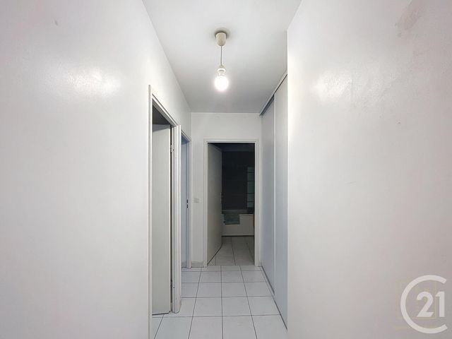 Appartement F3 &agrave; louer - 3 pi&egrave;ces - 63,80 m2 - Bussy St Georges - 77 - ILE-DE-FRANCE
