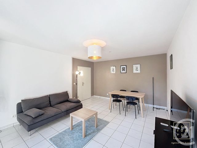 Appartement F3 &agrave; louer - 3 pi&egrave;ces - 63,80 m2 - Bussy St Georges - 77 - ILE-DE-FRANCE