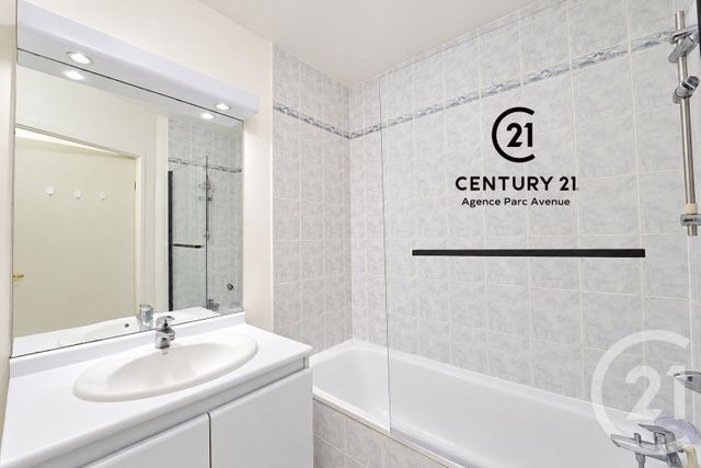Appartement F3 &agrave; louer - 3 pi&egrave;ces - 59 m2 - Bussy St Georges - 77 - ILE-DE-FRANCE