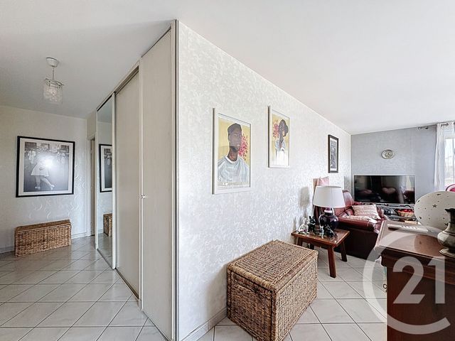 Appartement F4 &agrave; vendre - 4 pi&egrave;ces - 91,88 m2 - Longvic - 21 - BOURGOGNE