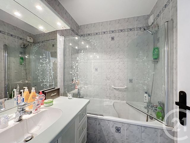 Appartement T3 à vendre - 3 pièces - 72,61 m2 - Dijon - 21 - BOURGOGNE