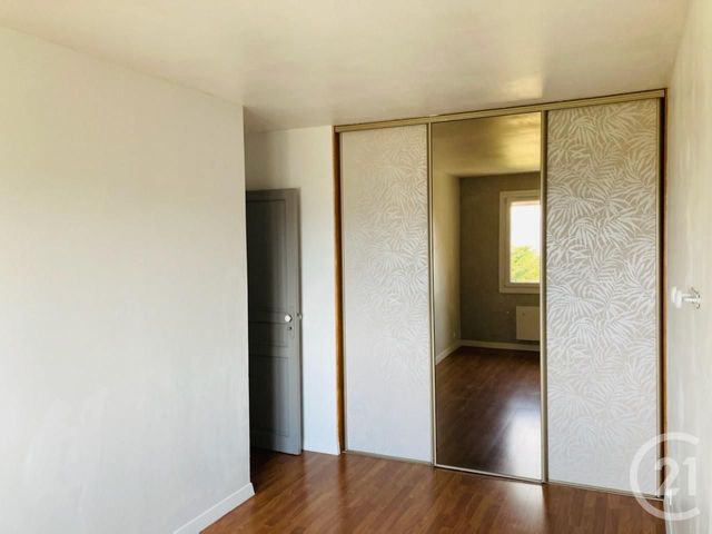 Maison &agrave; louer - 4 pi&egrave;ces - 127,62 m2 - Talant - 21 - BOURGOGNE