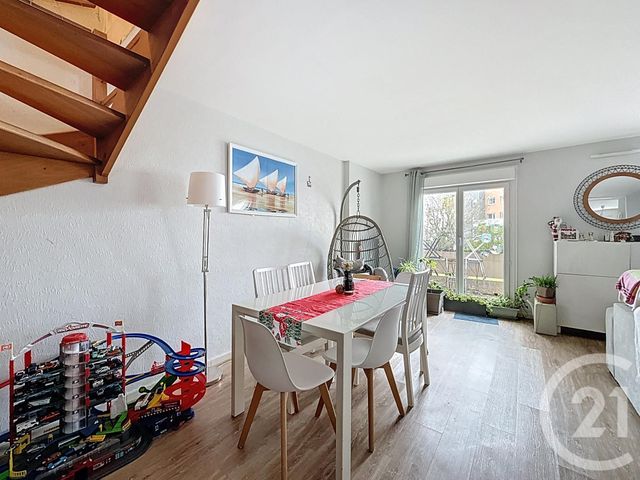 Appartement F6 &agrave; vendre - 5 pi&egrave;ces - 103 m2 - Quetigny - 21 - BOURGOGNE