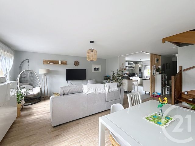 Appartement F6 &agrave; vendre - 5 pi&egrave;ces - 103 m2 - Quetigny - 21 - BOURGOGNE