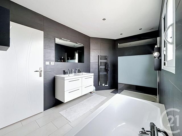 Maison &agrave; vendre - 6 pi&egrave;ces - 164 m2 - Chevigny St Sauveur - 21 - BOURGOGNE