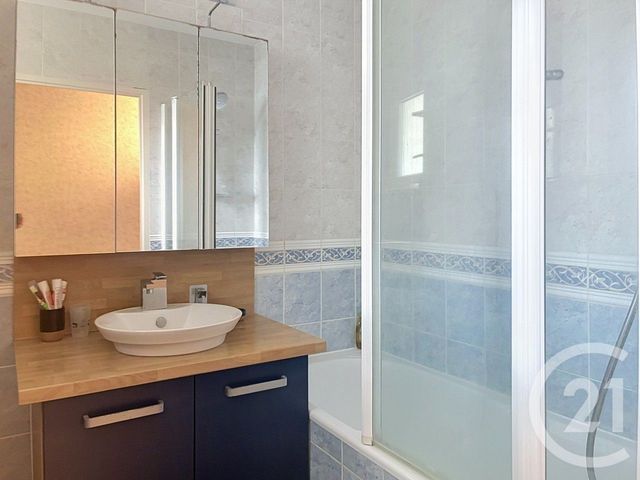Appartement T4 &agrave; louer - 4 pi&egrave;ces - 79,44 m2 - Dijon - 21 - BOURGOGNE