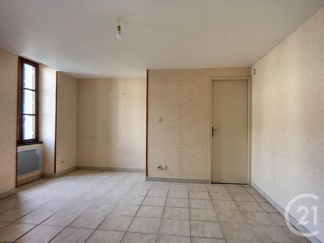 Appartement T2 &agrave; louer - 2 pi&egrave;ces - 40,34 m2 - Longvic - 21 - BOURGOGNE