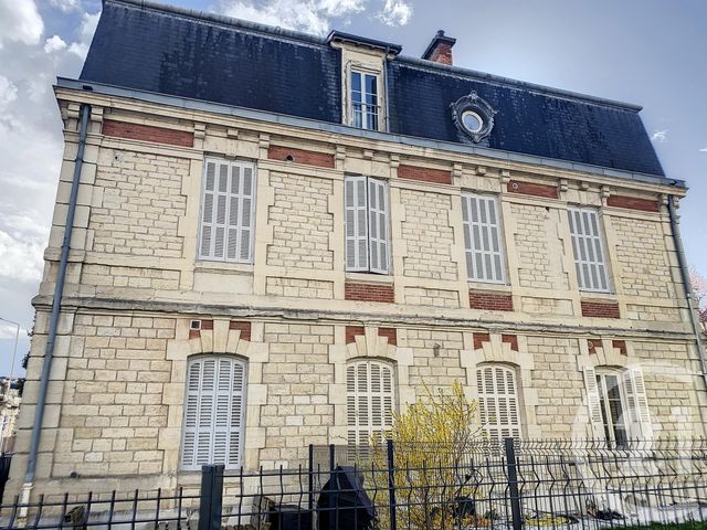 Appartement Duplex &agrave; louer - 2 pi&egrave;ces - 32 m2 - Dijon - 21 - BOURGOGNE