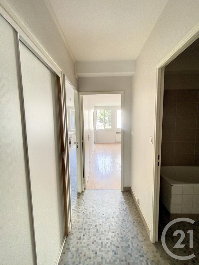 Appartement T1 &agrave; louer - 1 pi&egrave;ce - 33,80 m2 - Dijon - 21 - BOURGOGNE