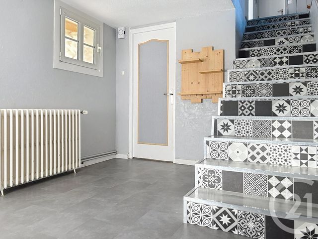 Maison &agrave; louer - 5 pi&egrave;ces - 100,31 m2 - Sennecey Les Dijon - 21 - BOURGOGNE