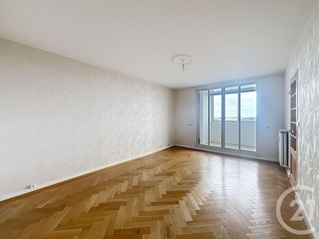 Prix immobilier FLEURY LES AUBRAIS - Photo d’un appartement vendu