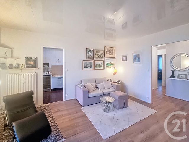 Appartement à vendre - 4 pièces - 70,27 m2 - Fleury Les Aubrais - 45 - CENTRE