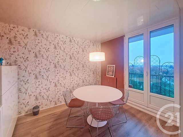 Appartement à vendre - 4 pièces - 70,27 m2 - Fleury Les Aubrais - 45 - CENTRE