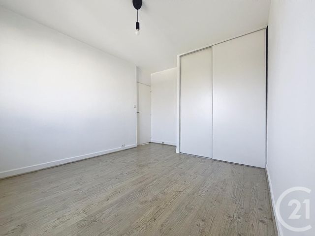 Appartement F4 &agrave; louer - 4 pi&egrave;ces - 80,60 m2 - St Jean De Braye - 45 - CENTRE