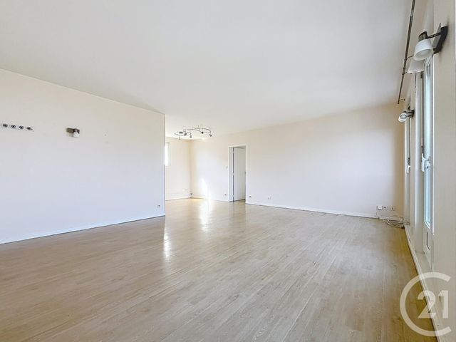 Appartement F4 &agrave; louer - 4 pi&egrave;ces - 80,60 m2 - St Jean De Braye - 45 - CENTRE